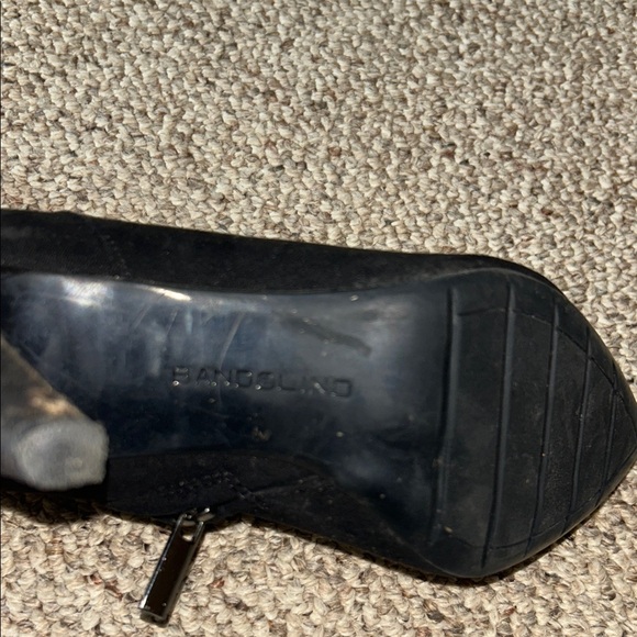 Bandolino Elegant Black Heeled Boots Sz 7.5 - Picture 3 of 5